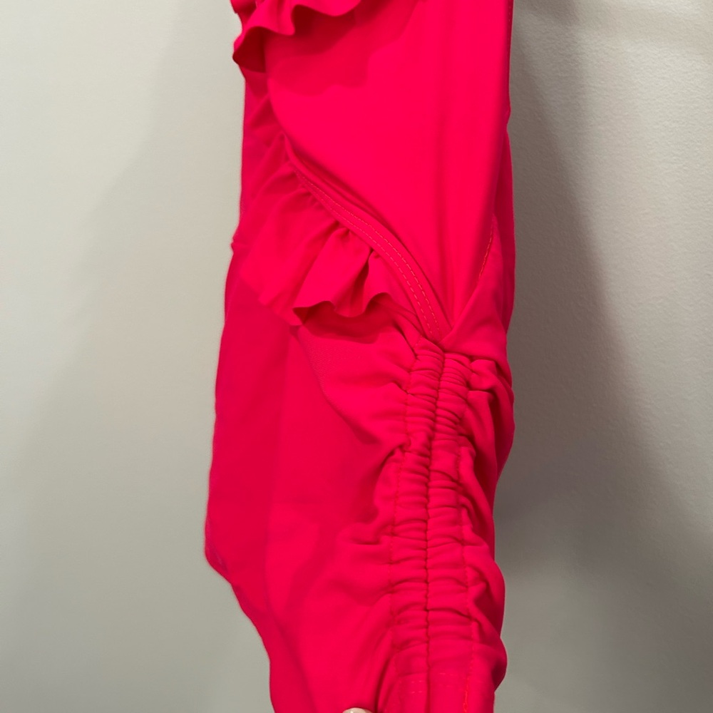 Red Ruffled Halter Tankini - Picture 4 of 5
